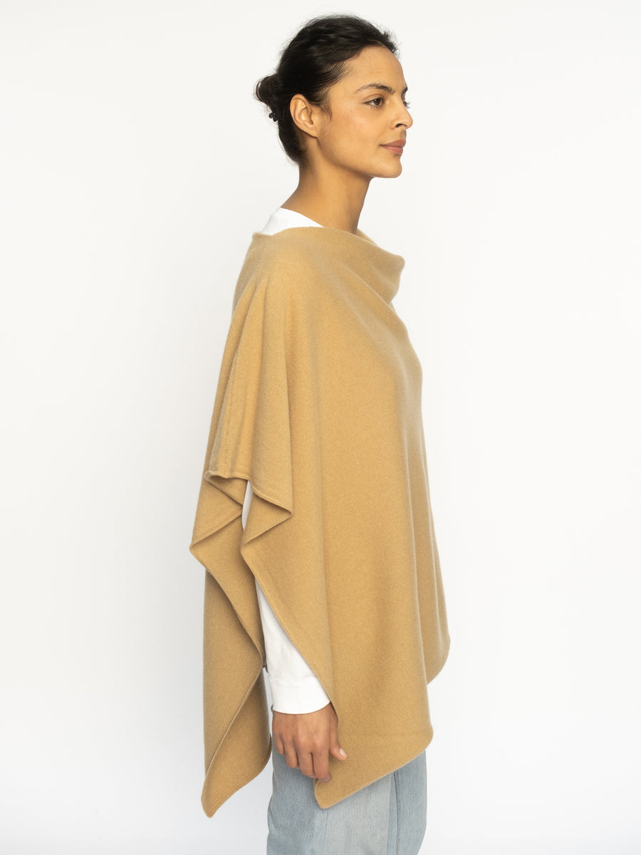 THE CLASSIC PONCHO | STRAWBELL