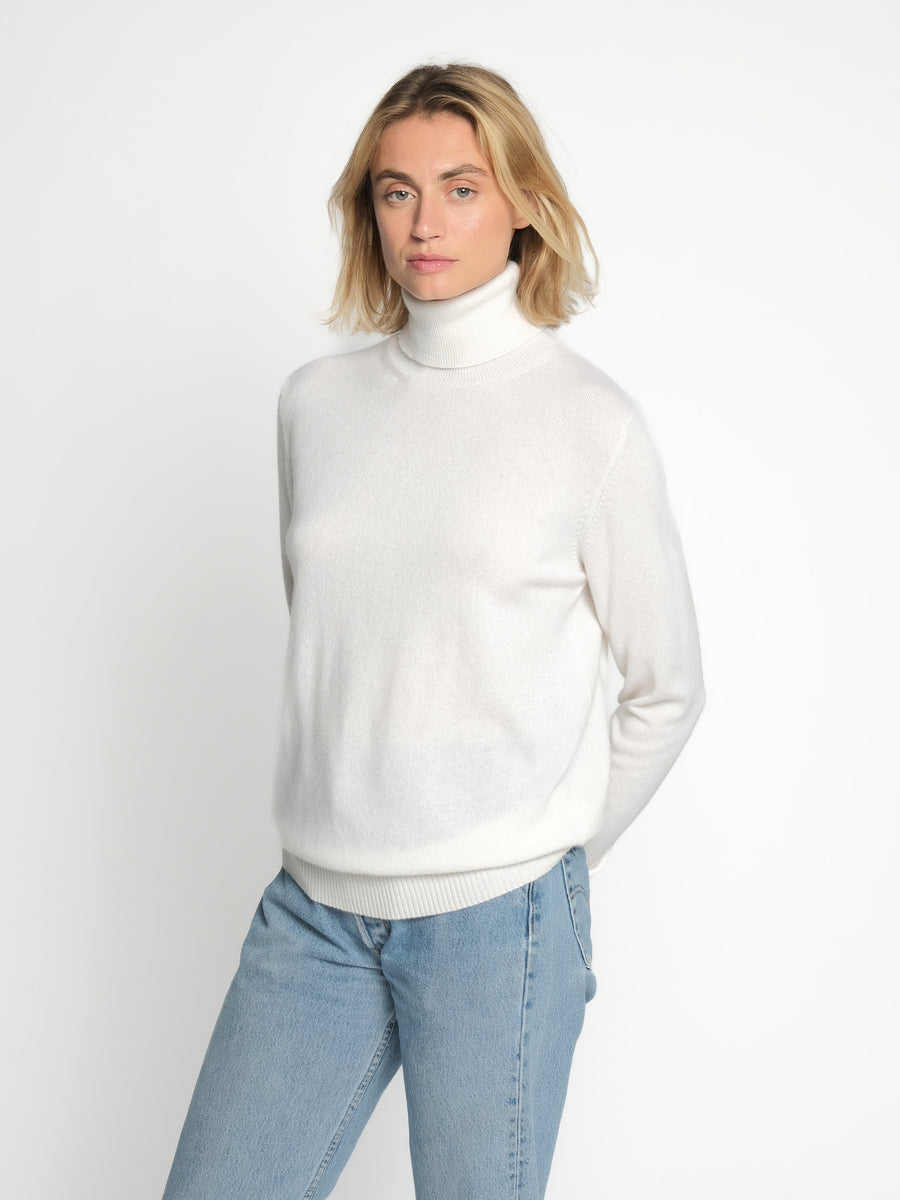 THE CASHMERE ROLLNECK | Ice White