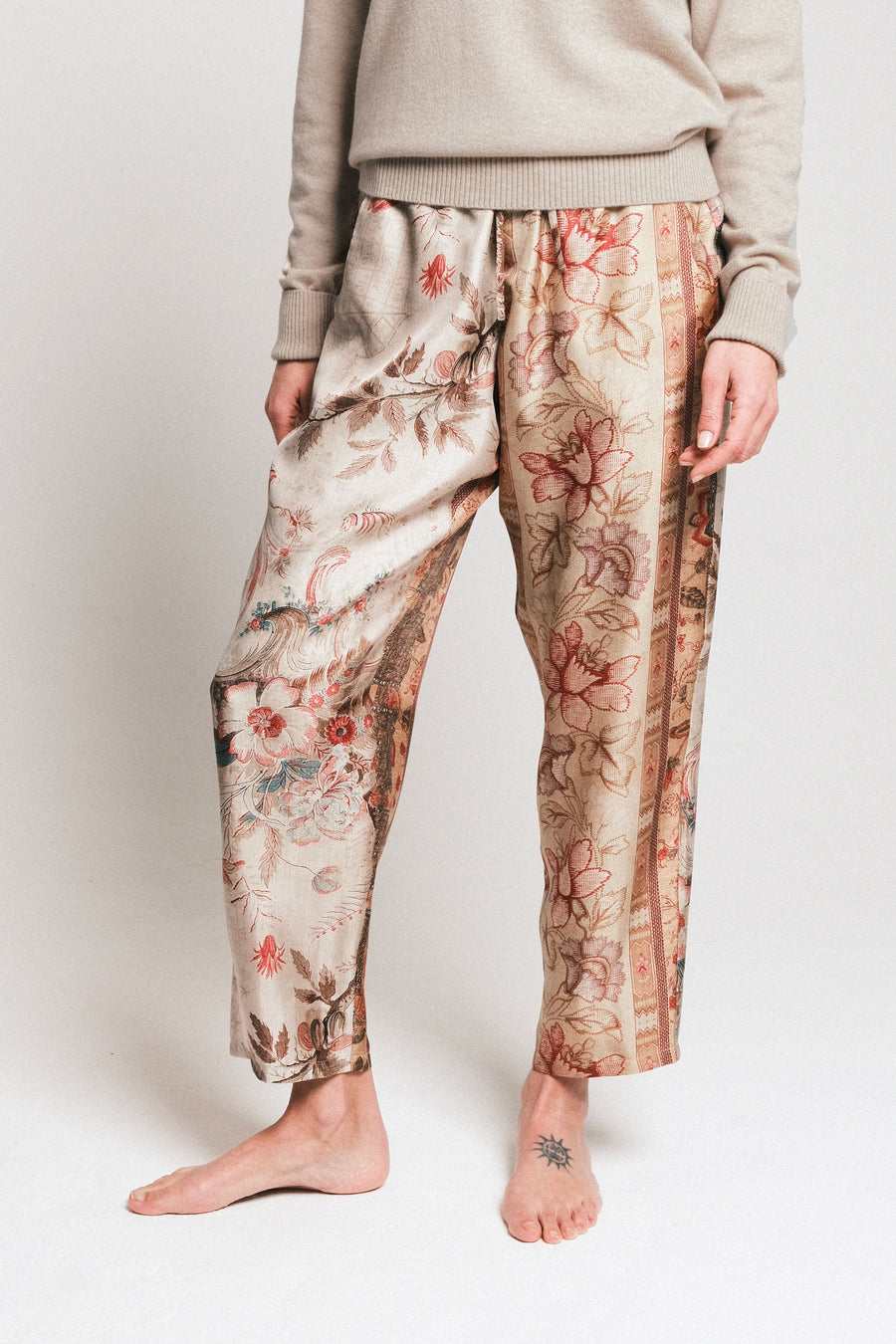 THE SILK PANT | Flowers