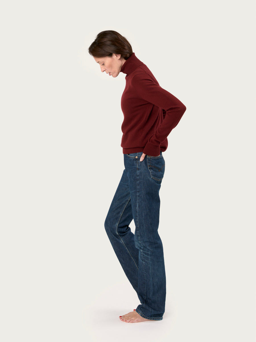 THE CASHMERE ROLLNECK | Drama
