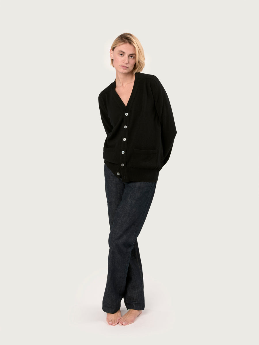 THE BOYFRIEND CARDIGAN | BLACK