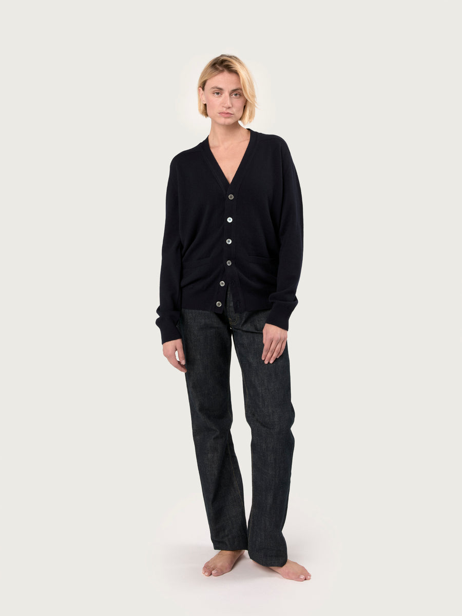 THE BOYFRIEND CARDIGAN | NAVY BLUE