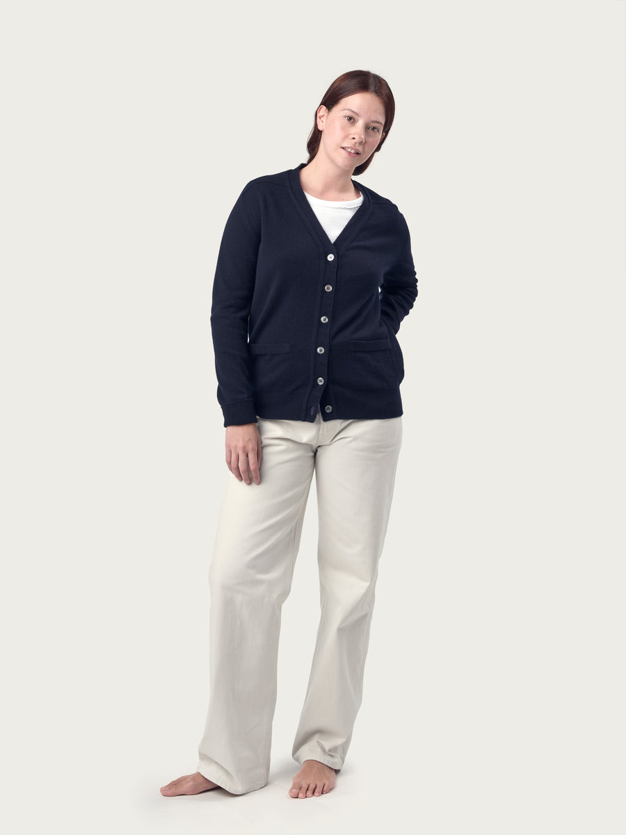 THE BOYFRIEND CARDIGAN | Navy Blue