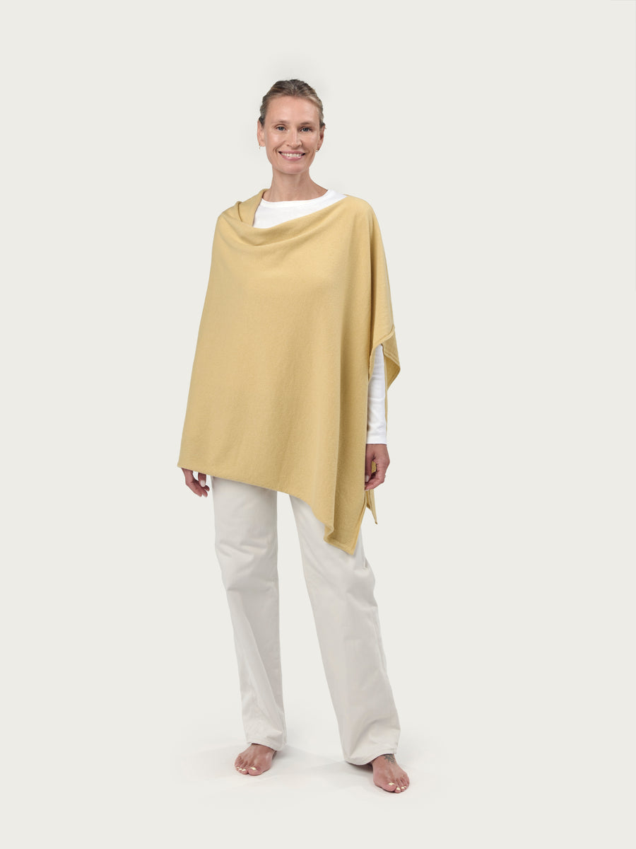 THE CLASSIC PONCHO | ACACIA