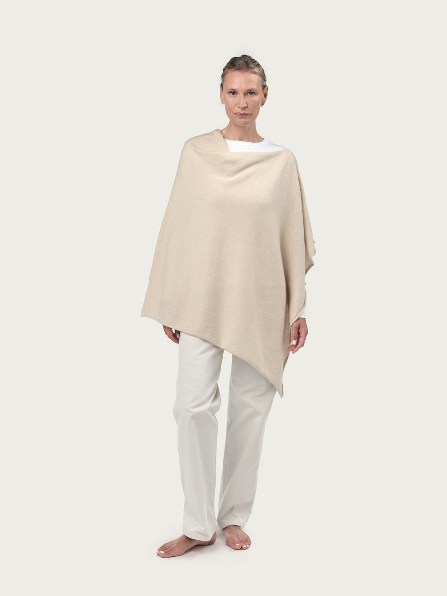 THE CLASSIC PONCHO | LINEN