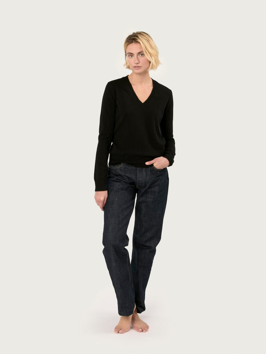 THE LADIES CLASSIC V-NECK | BLACK