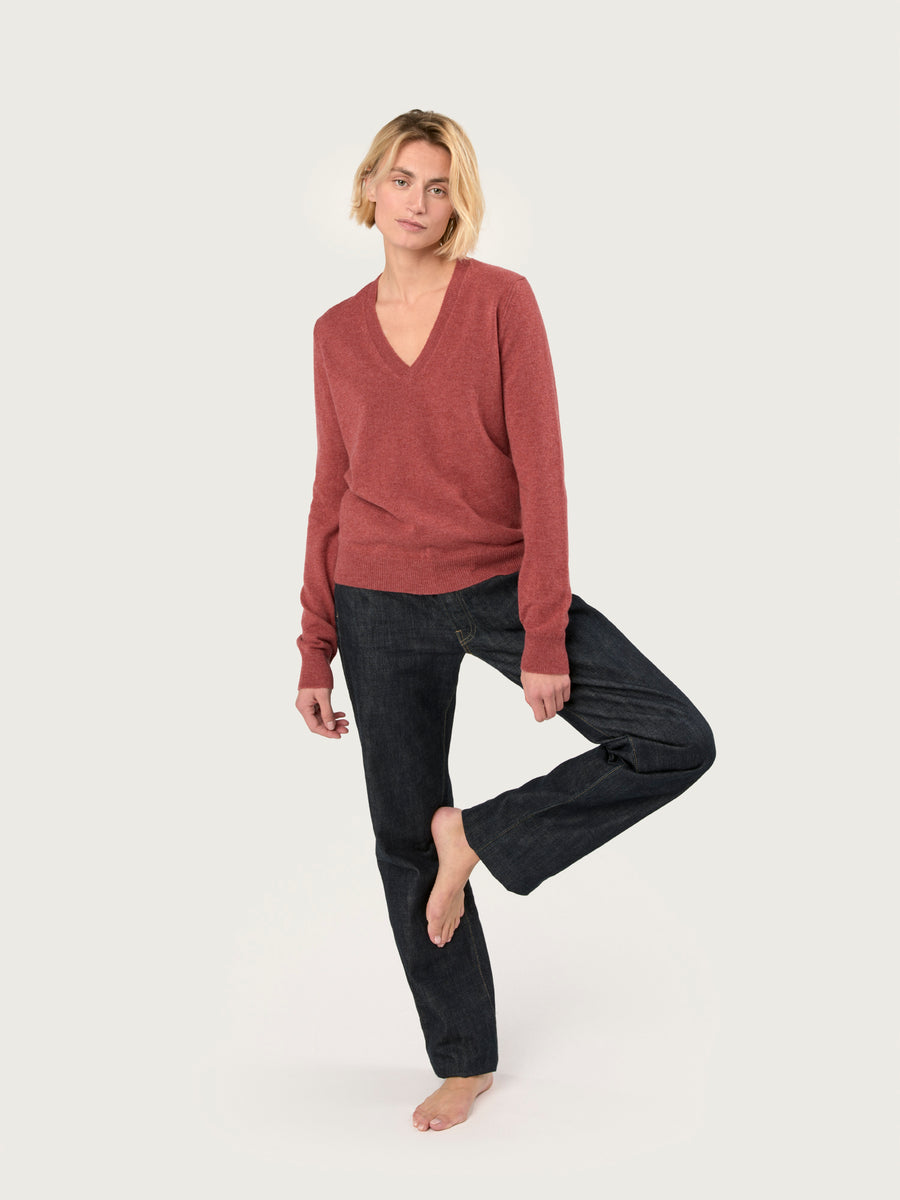 THE LADIES CLASSIC V-NECK | CINDER