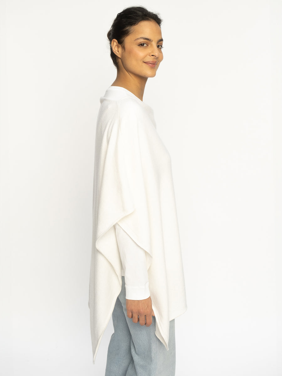 THE CLASSIC PONCHO | ICE WHITE