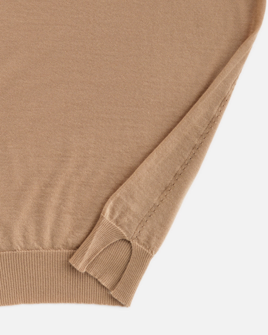 THE SUPER LIGHT CASHMERE KNIT TEE | Strawbell