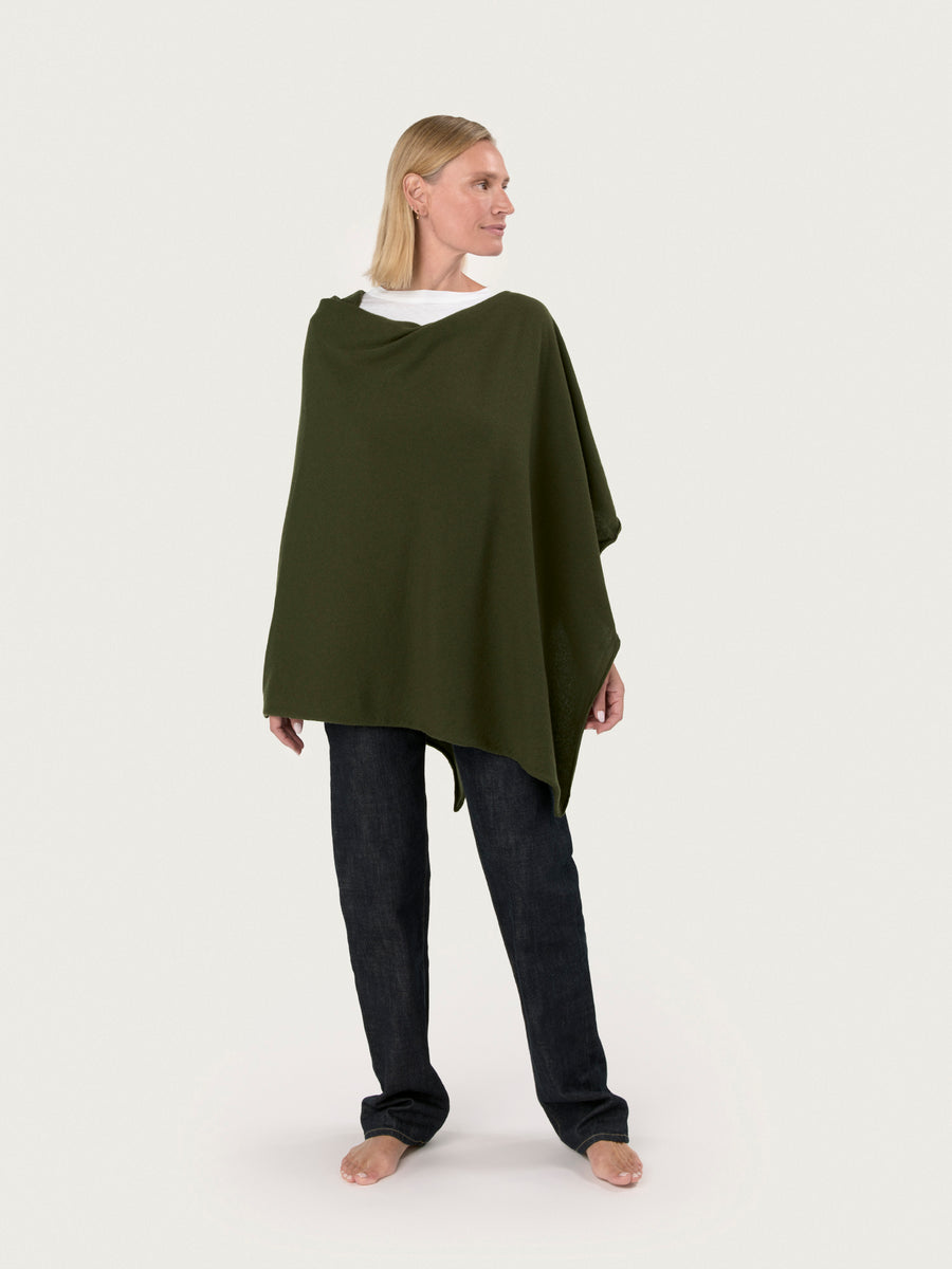 THE CLASSIC PONCHO | FERN