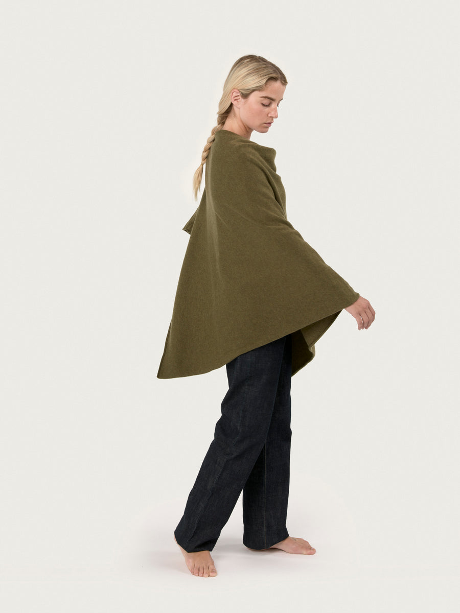 THE CLASSIC PONCHO | MOORLAND