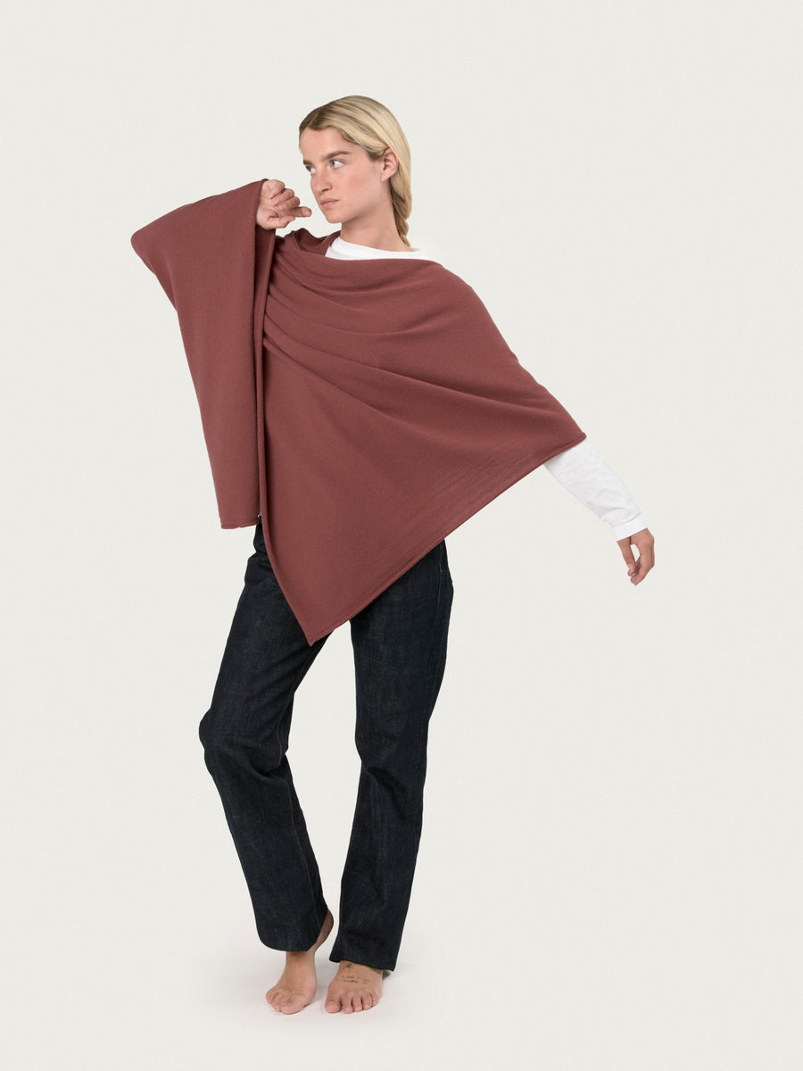 THE CLASSIC PONCHO | REDWOOD