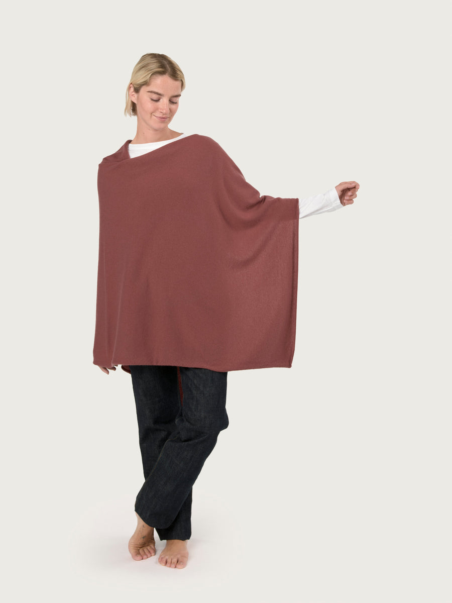 THE CLASSIC PONCHO | REDWOOD