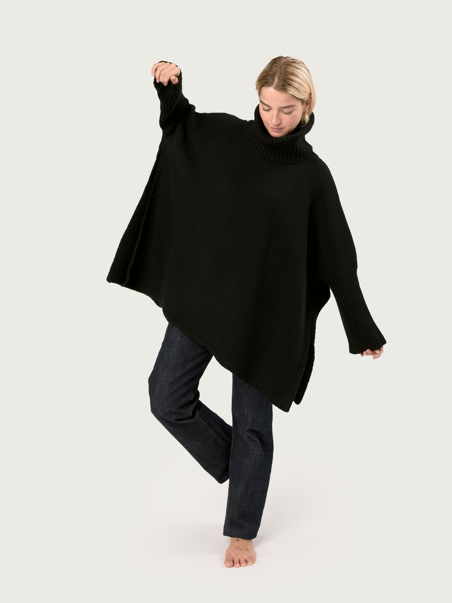 THE 12 PLY ROLLNECK PONCHO |BLACK