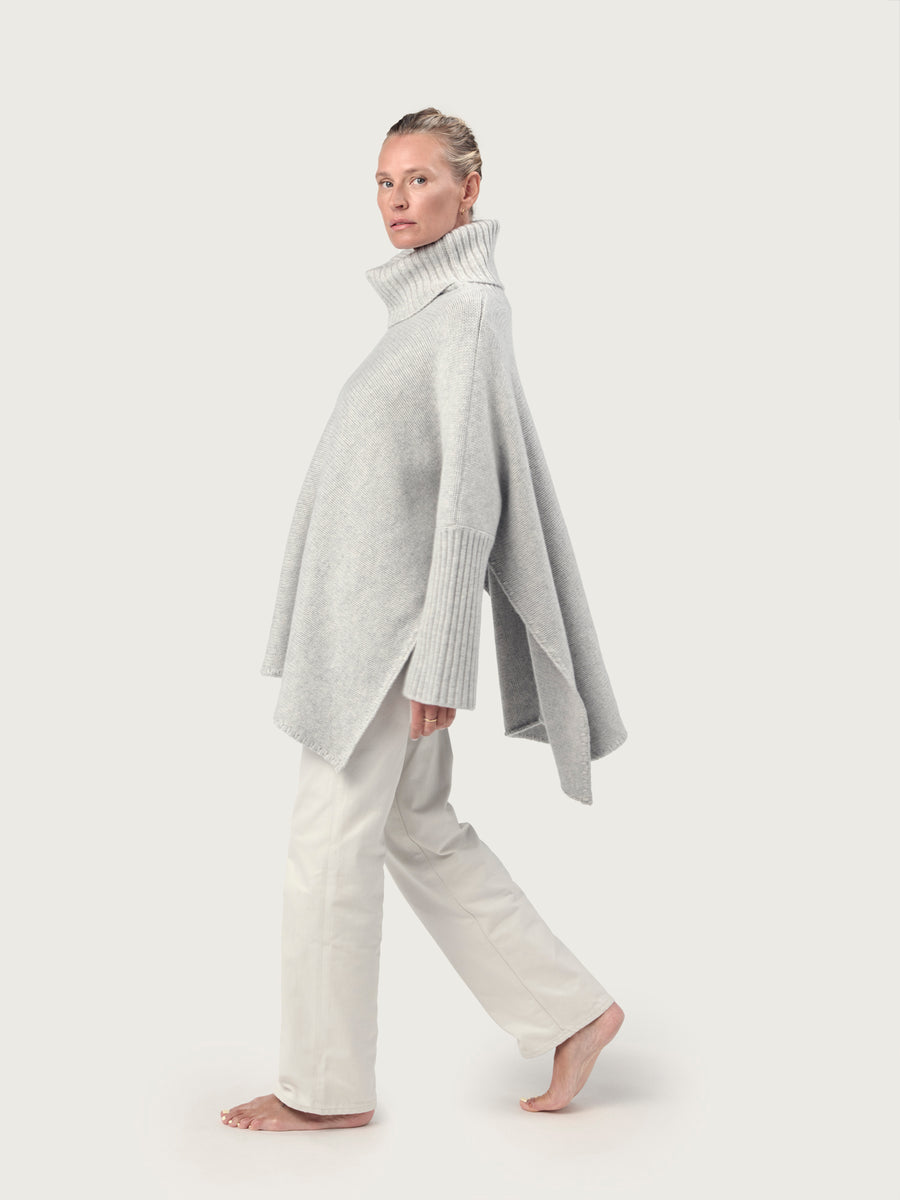 THE 12 PLY ROLLNECK PONCHO | Earl Grey