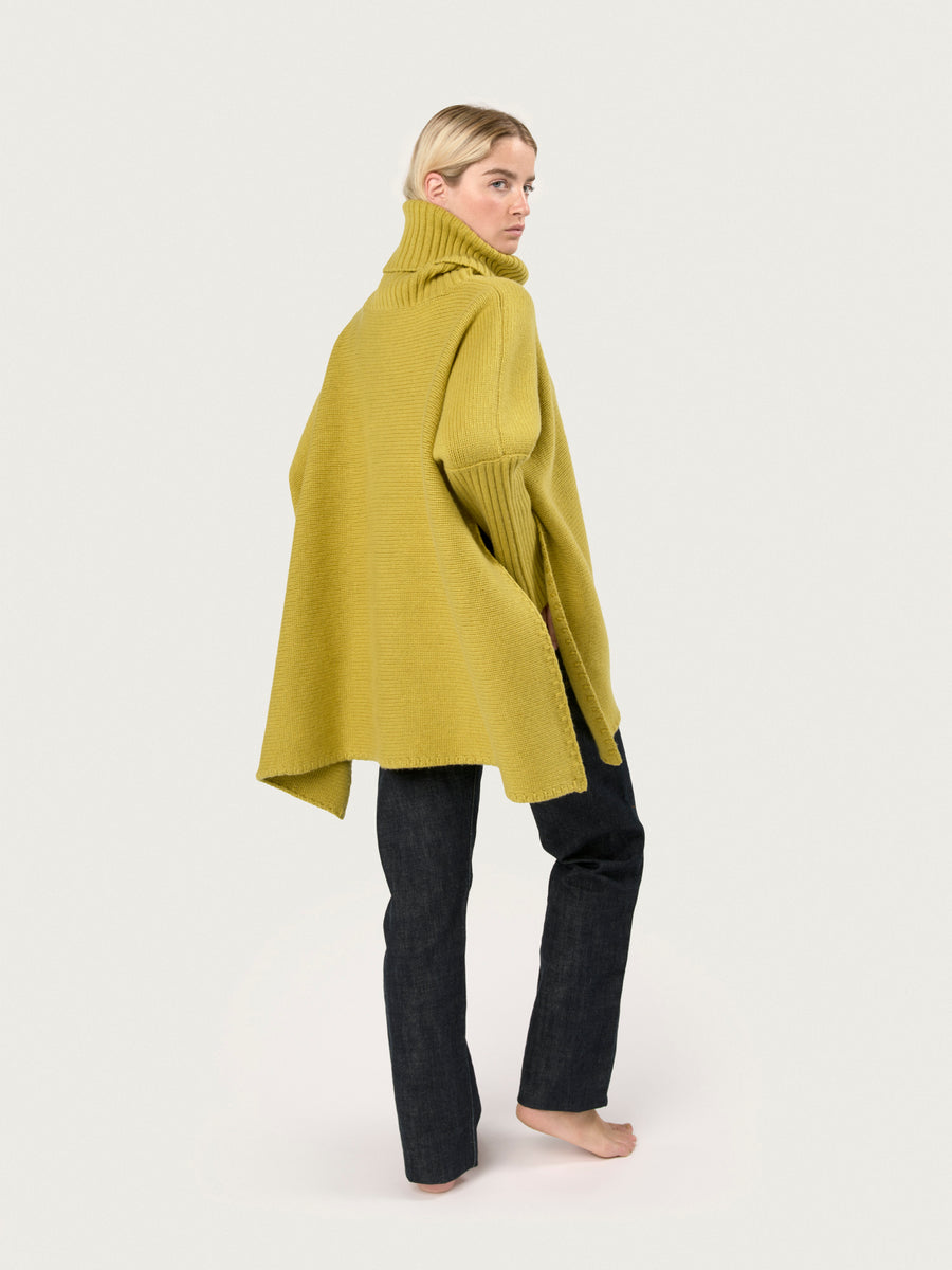 THE 12 PLY ROLLNECK PONCHO | GOLD DUST