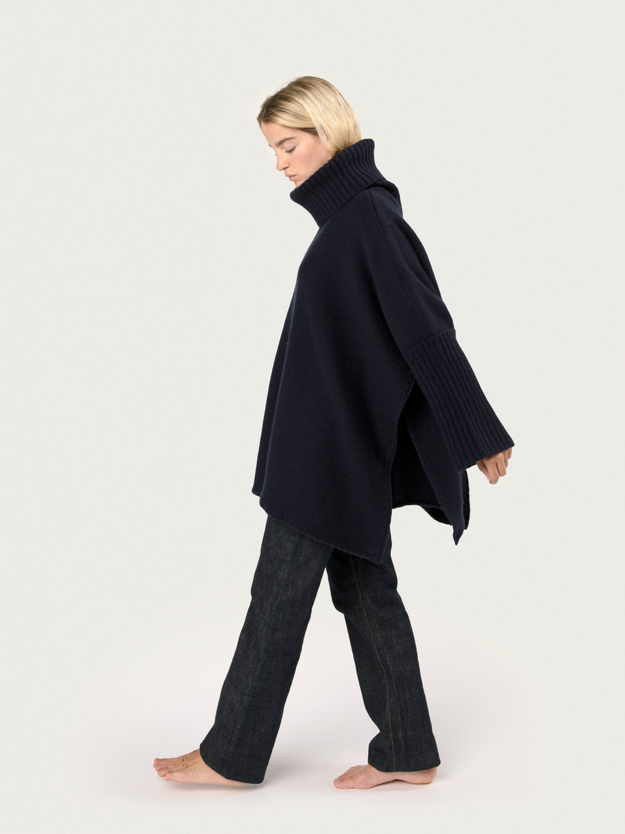 THE 12 PLY ROLLNECK PONCHO | NAVY
