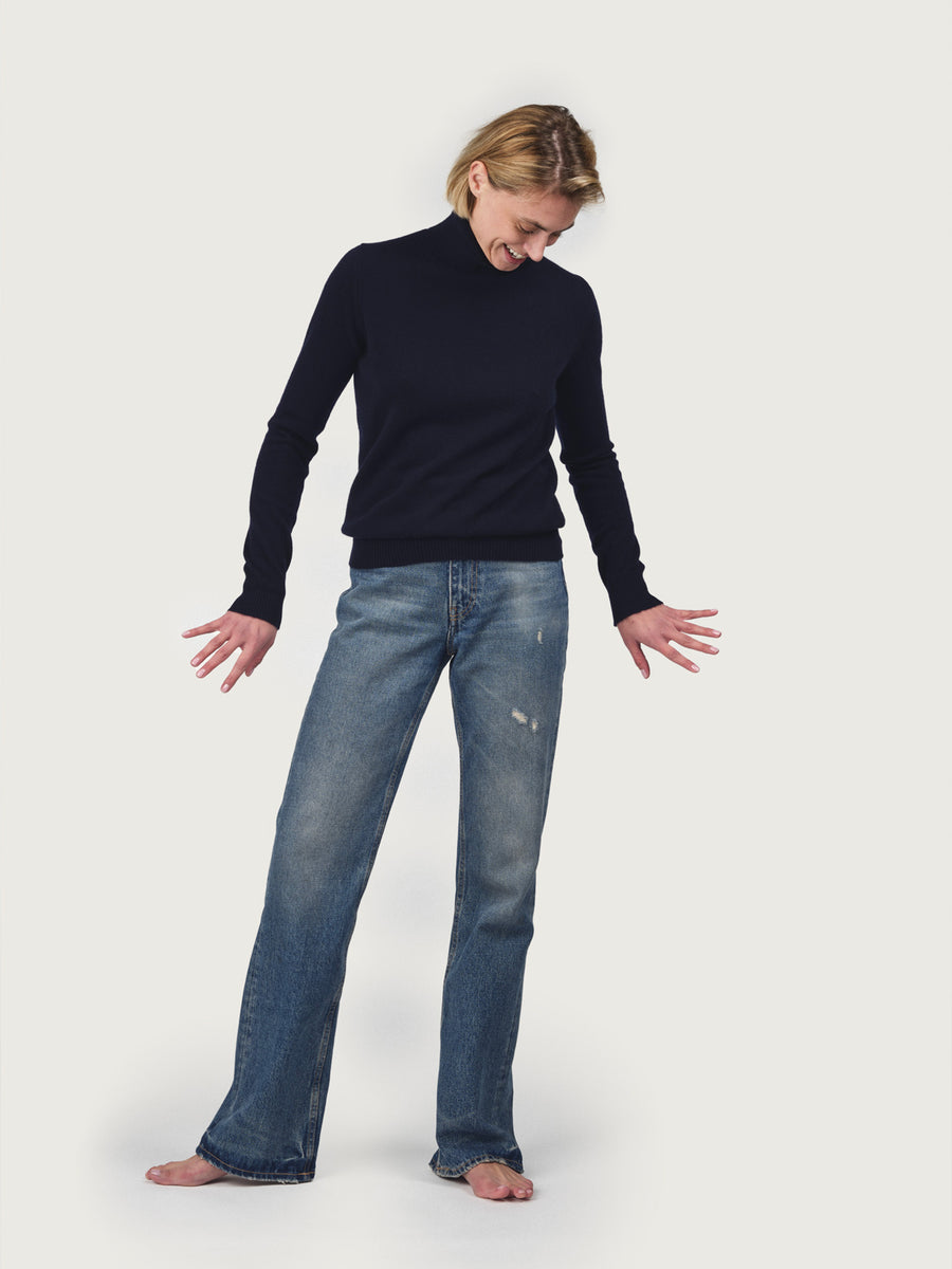 THE CASHMERE ROLLNECK | Navy blue