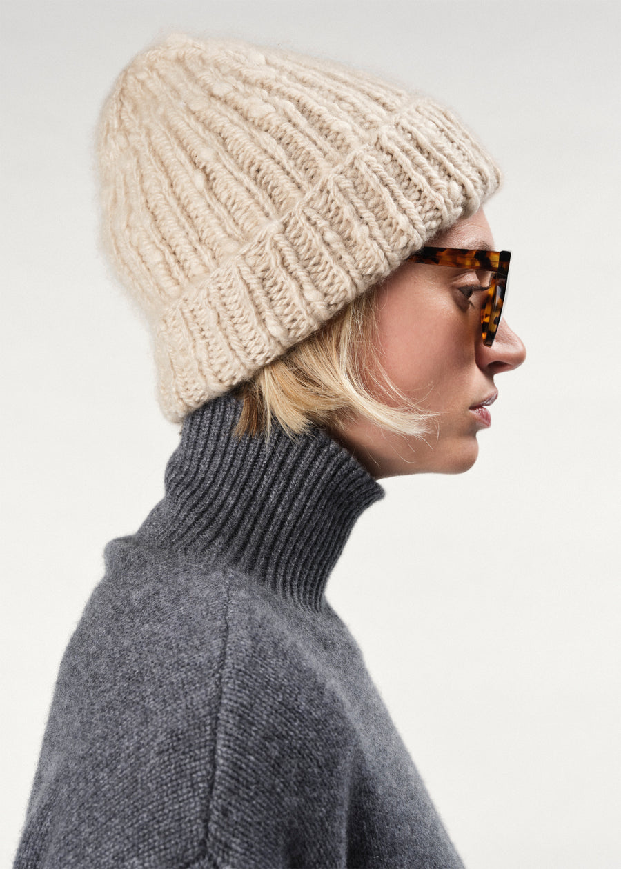 THE SHERPA BEANIE | Beige