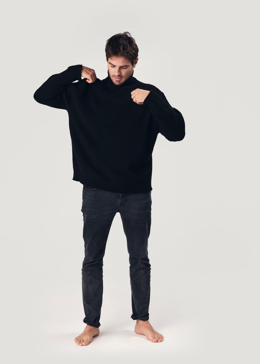 THE MEN'S NICO ROLLNECK | BLACK